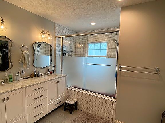 Master bath. Heated tile.