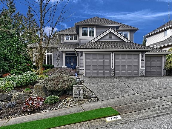 2nd image of 1726 166th Pl SE