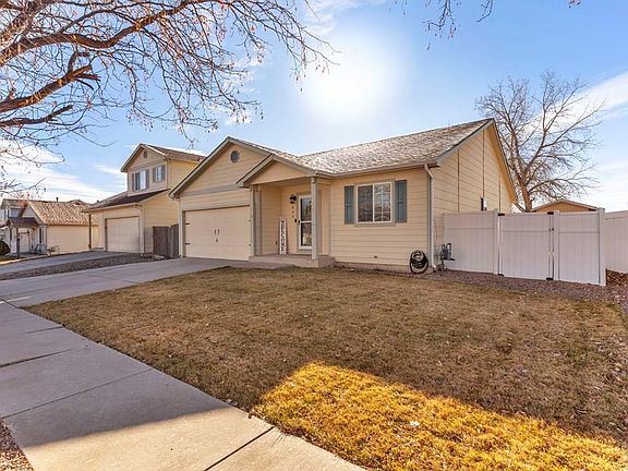 2nd image of 3806 Pronghorn Ln