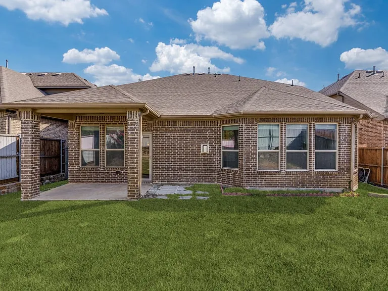 220 Black Alder Dr — Photo 16
