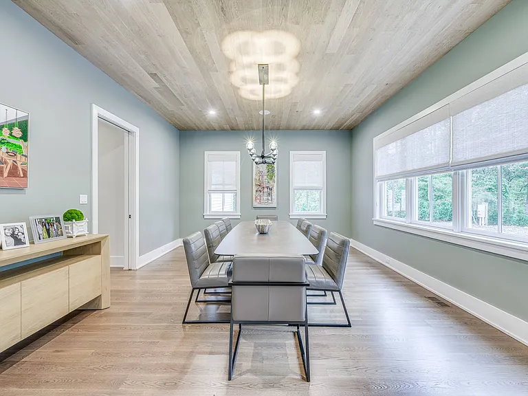 24 White Oak Ln — Photo 8