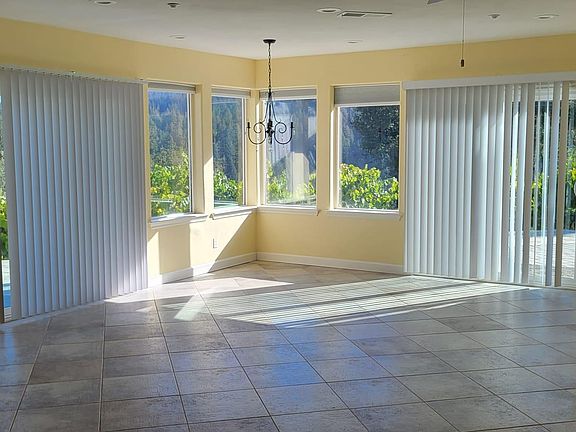 5th image of 20995 Panorama Dr
