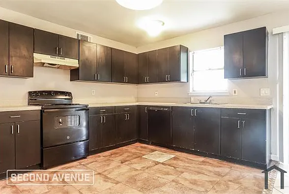 124 Cambridge Dr — Photo 8