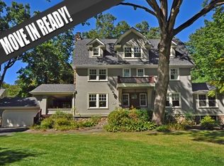 71 Hanover Rd, Mountain Lakes, NJ 07046