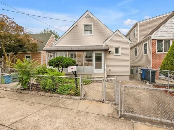 3169 Waterbury Avenue, Bronx, NY 10465