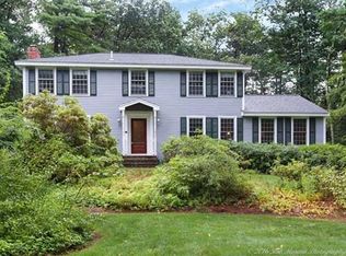 9 Granada Way, Andover, MA 01810