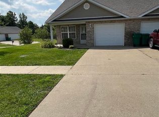 220 Applewood Ln, Elizabethtown, KY 42701