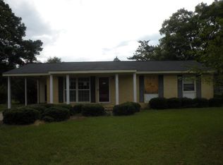 133 Traylor Ave, Fitzgerald, GA 31750