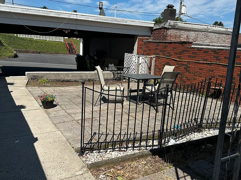 42 N Lehigh Ave #A — Photo 19