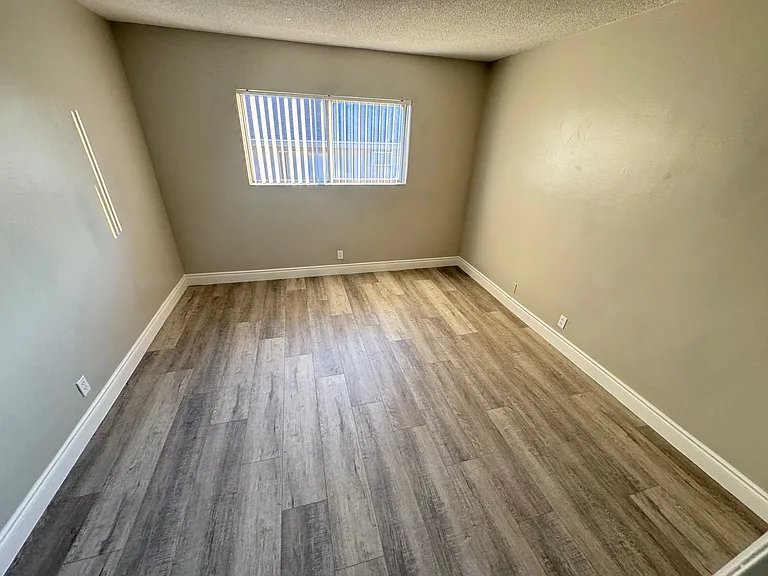 1235 N San Gabriel Ave #15 — Photo 11
