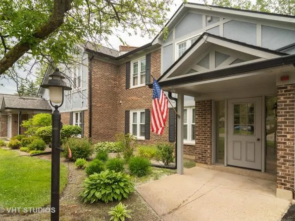 172 Grove Ave Unit C, Des Plaines, IL 60016