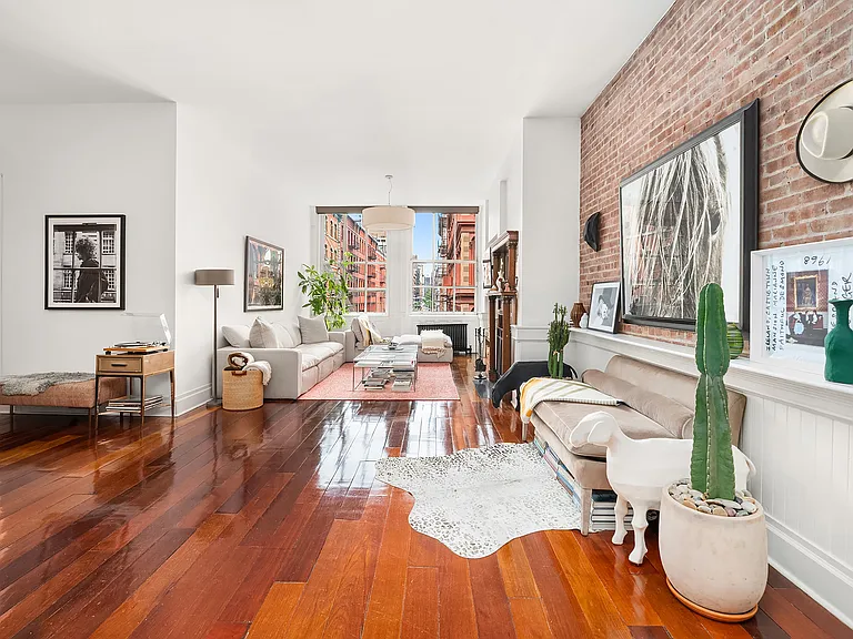 27 Howard St #3R — Photo 5