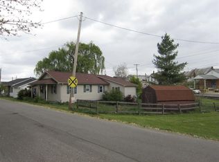 77 Vine St, Seaman, OH 45679