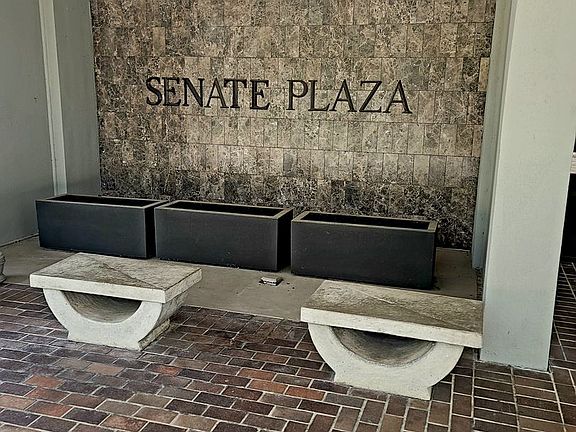 2nd image of 1520 Senate St APT 48
