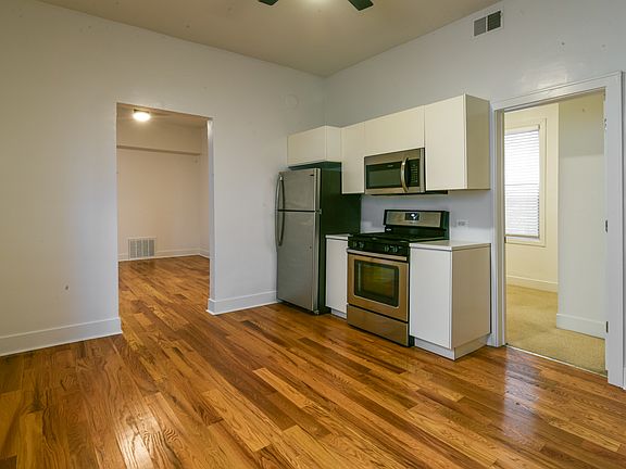 4th image of 3819 W Diversey Ave APT 1R