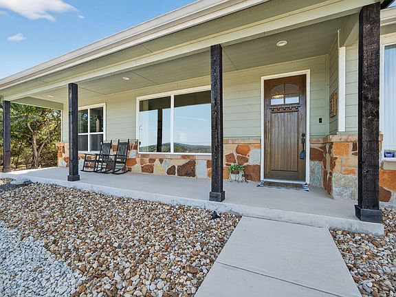3rd image of 1490 Yaupon Drive