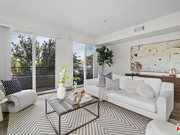 4th image of 10930 National Blvd Unit 201