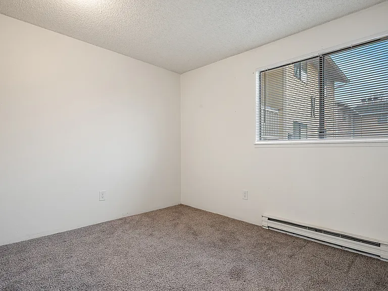 Crystal Springs Apartments — Photo 111