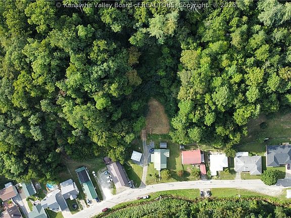 3rd image of 6814 Price Branch Rd