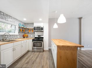 2932 Rosehill St, Philadelphia, PA 19134