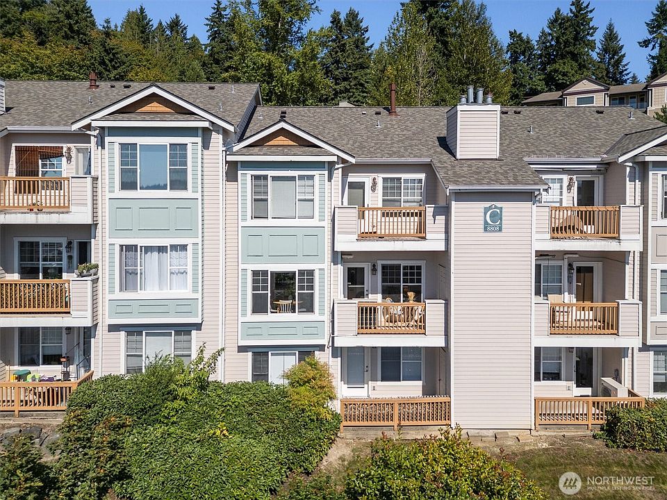 1st image of 8808 Redmond Woodinville Road NE #C202