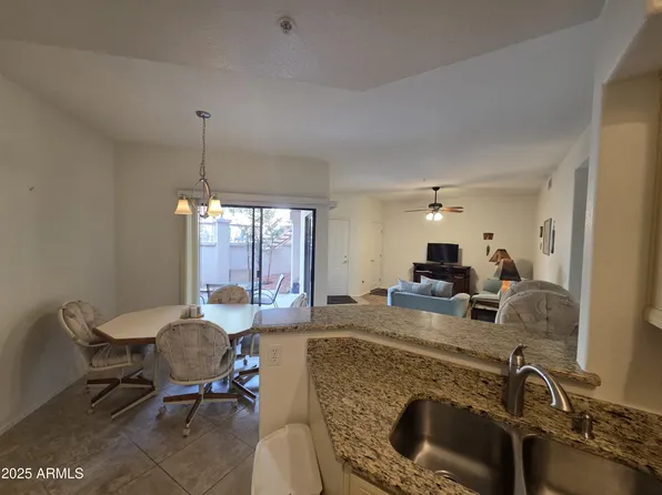 9151 W Greenway Road #182, Peoria, AZ 85381