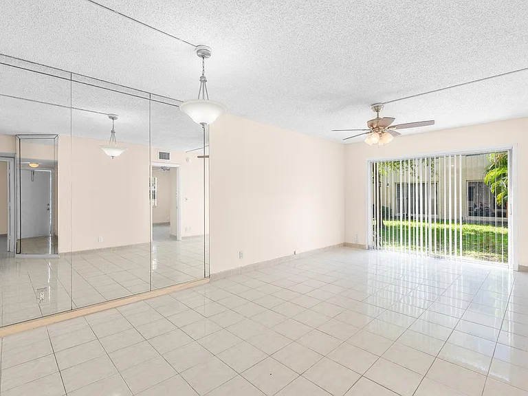 3230 NW 102nd Ter #108-F — Photo 7