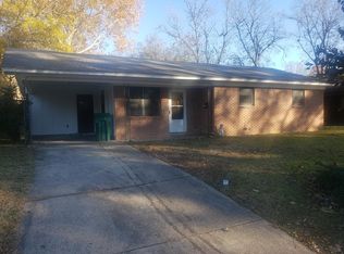 1401 Collins Dr, Pine Bluff, AR 71601