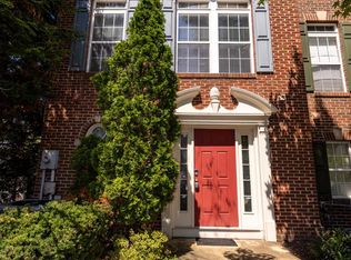 5821 Pearson Ln, Alexandria, VA 22304