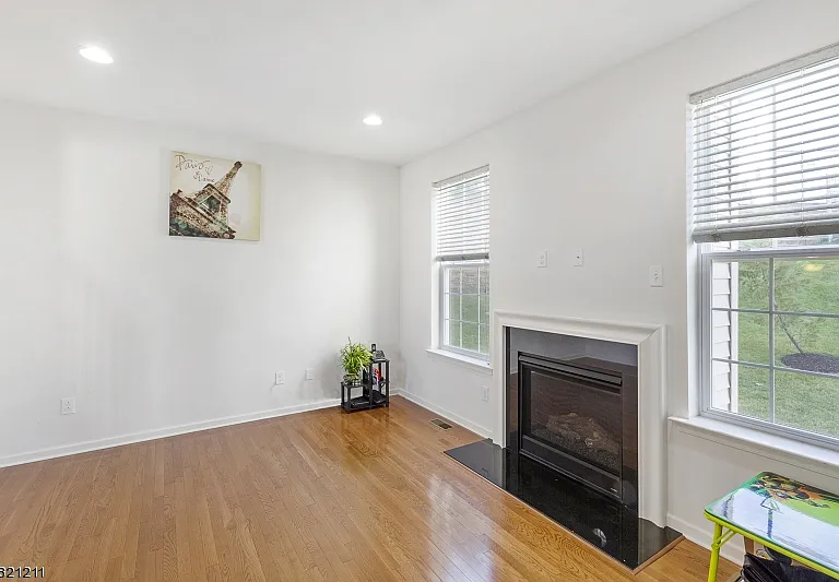 127 Sowers Dr — Photo 6
