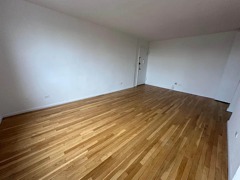 3636 Fieldston Rd #7L — Photo 4