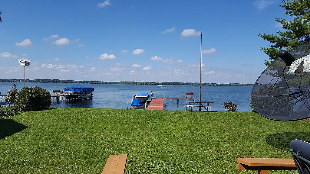 5826 Lake Edge Rd photo 1
