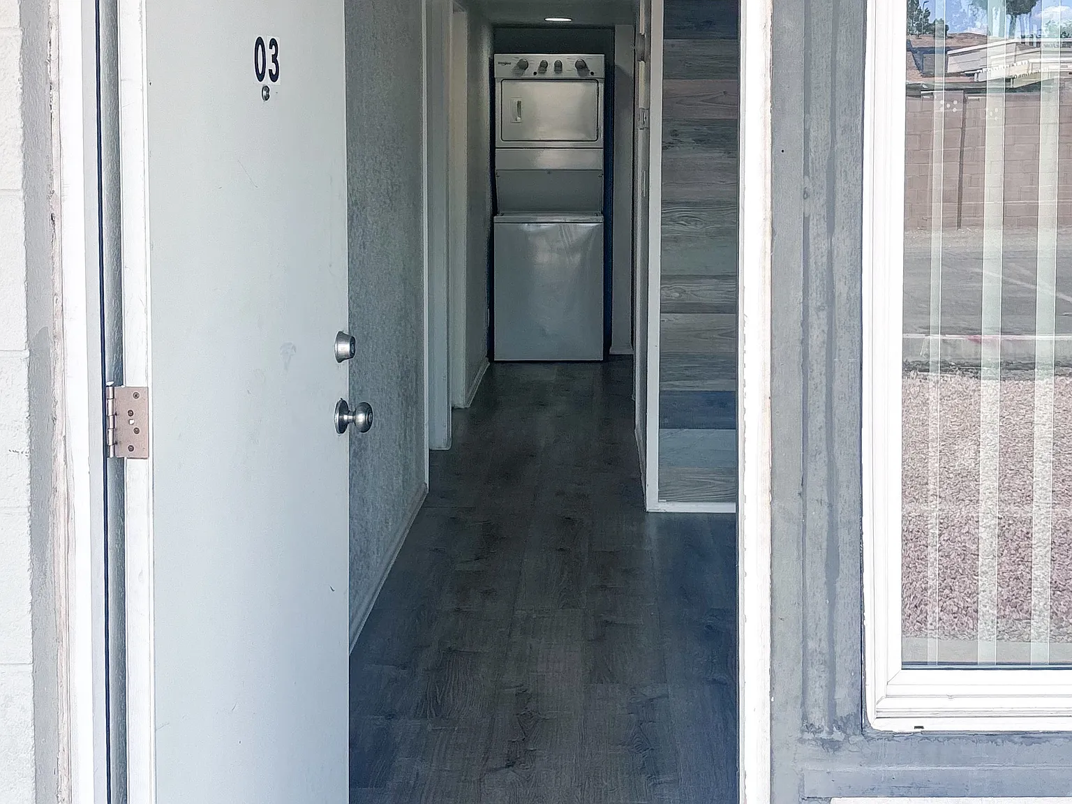 2 bed, 920 sqft, $1,049 — Photo 2