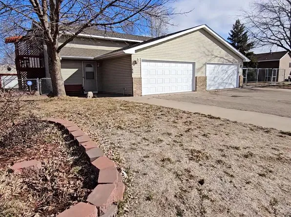 14188 Pineview Dr, Becker, MN 55308