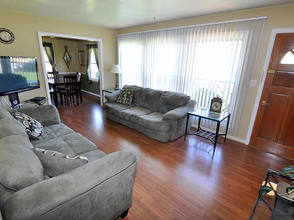 4th image of 850 Gaymol Dr NW