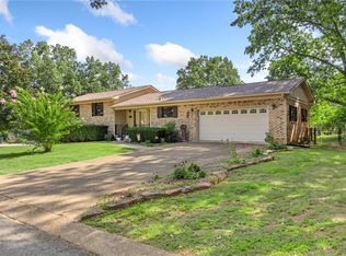 501 Huntington Pl, Harrison, AR 72601