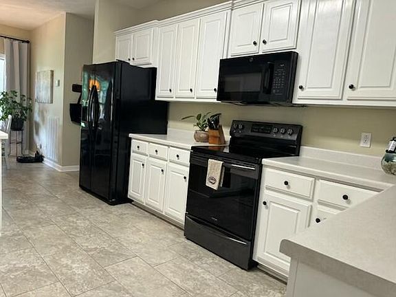 4th image of 5681 Hillridge Dr