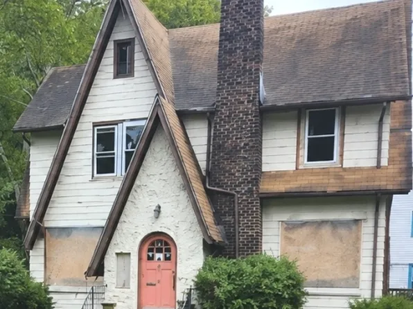 52 Hillside Ave, West Orange Twp., NJ 07052