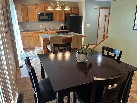 4th image of 98 Saint Andrews Dr Unit 1