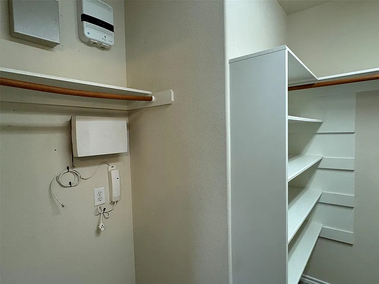 11515 Jacinth Ct — Photo 25