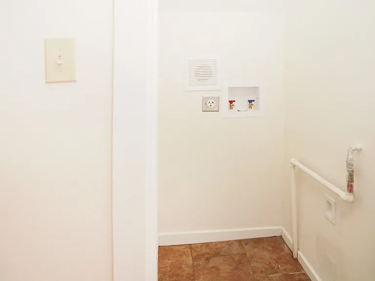 1221 N Street, NW — Photo 19