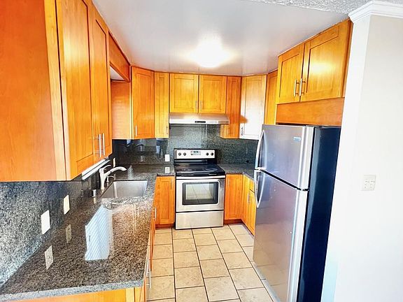 2nd image of 138 San Benito Ave APT 5