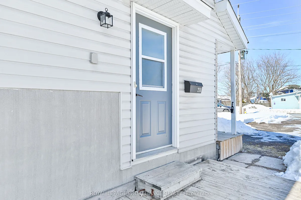 Building Photo - 25 Metcalfe St #B