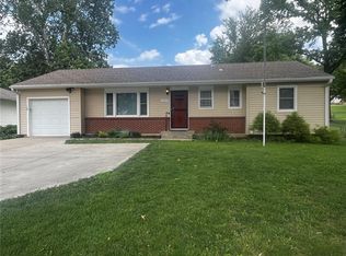 1717 4th St, Platte City, MO 64079