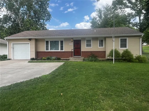 1717 4th St, Platte City, MO 64079
