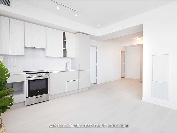 5th image of 3900 Confederation Pkwy #4209