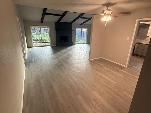 2nd image of 5009 Crestwood Dr