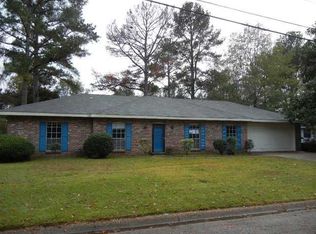315 Beechcrest Dr, Jackson, MS 39211