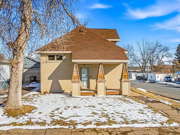 3rd image of 1090 7th Ave