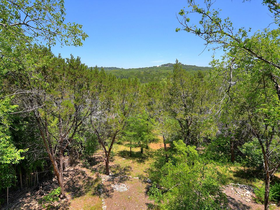 1st image of 21104 Creekside Dr